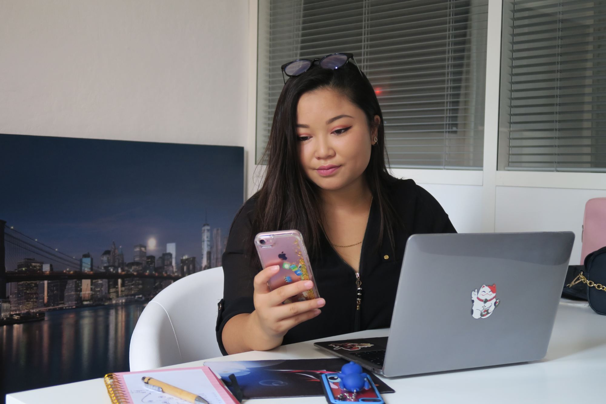 Maurine au travail